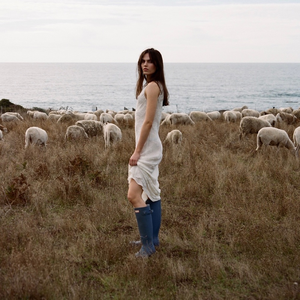 Realisation Par THE CARLA in Lily Devoré Ivory - XXS